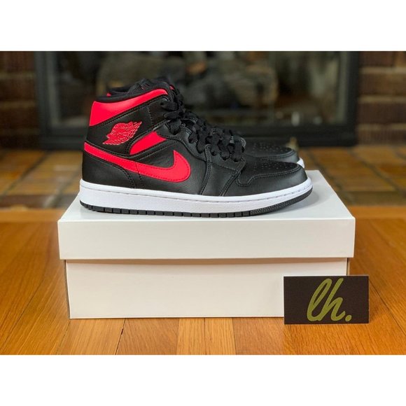 Size 6.5 w Air Jordan 1 Mid "Siren Red" - Picture 3 of 5